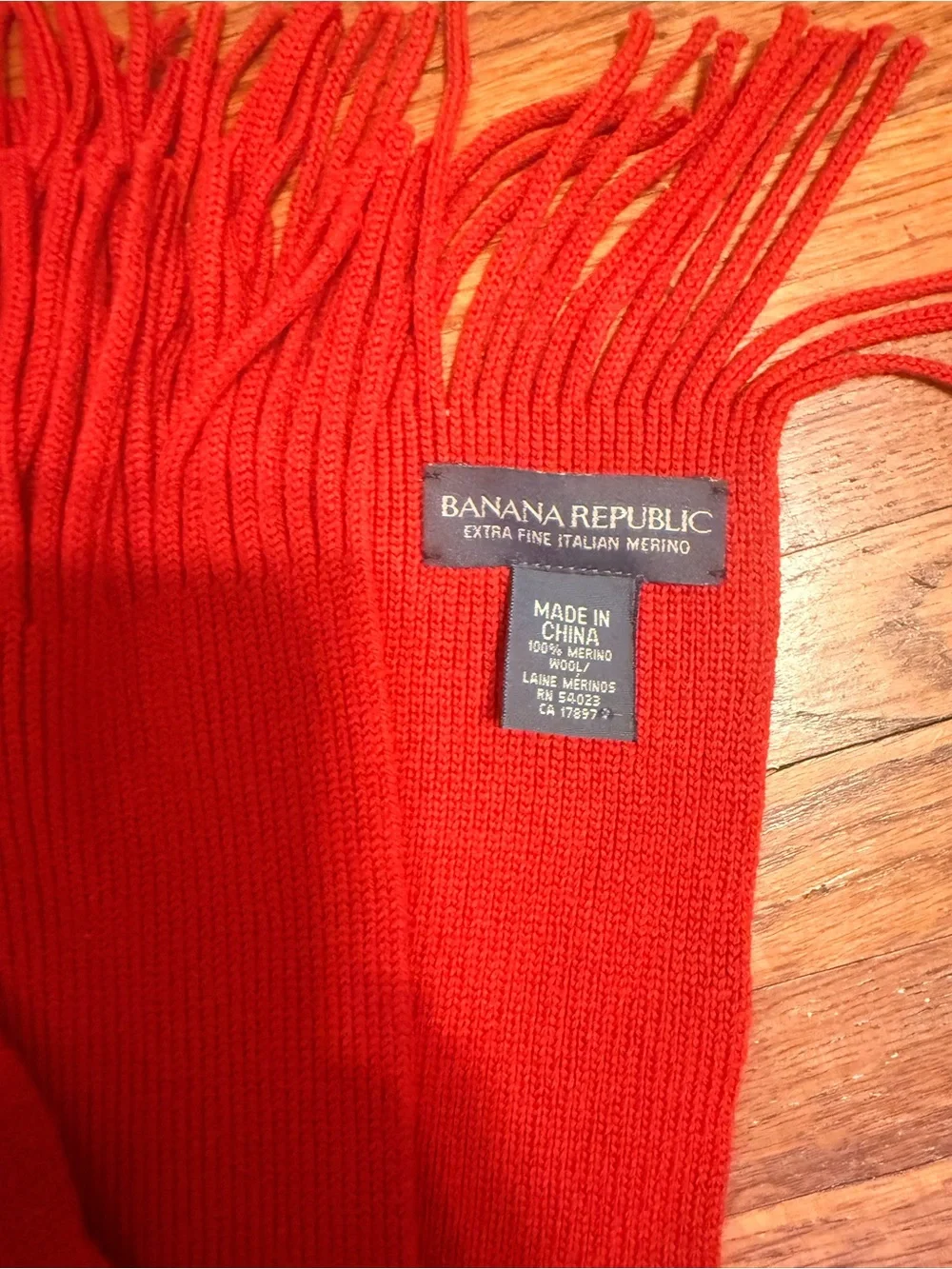 Vintage Banana Republic 100% Merino Wool Scarf